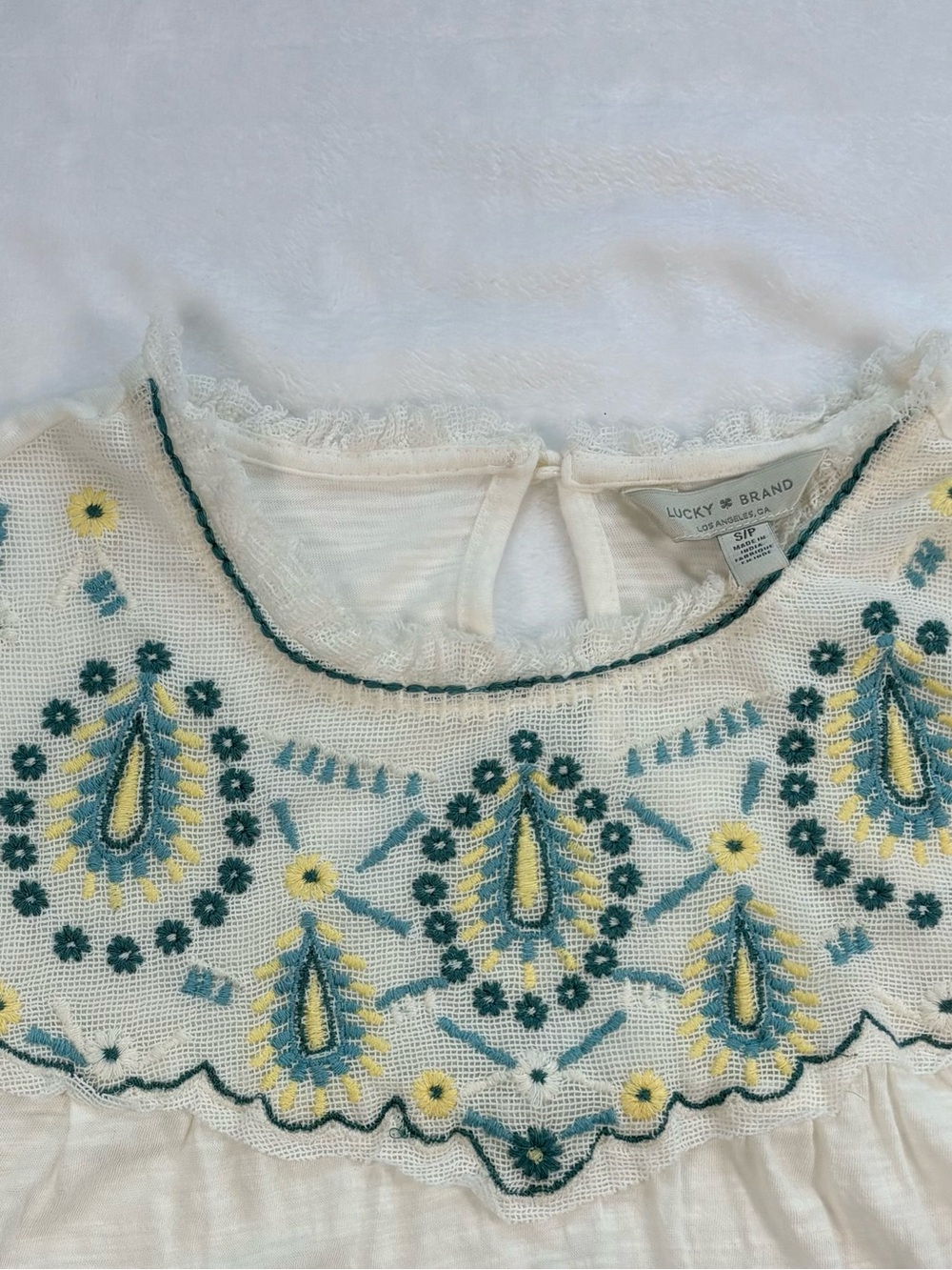 NWT Lucky Brand Embroidered Peasant Top White Flutter Sleeve Boho Small - Picture 7 of 8